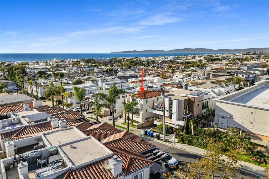 Hermosa Beach, CA 90254,711 1st Place