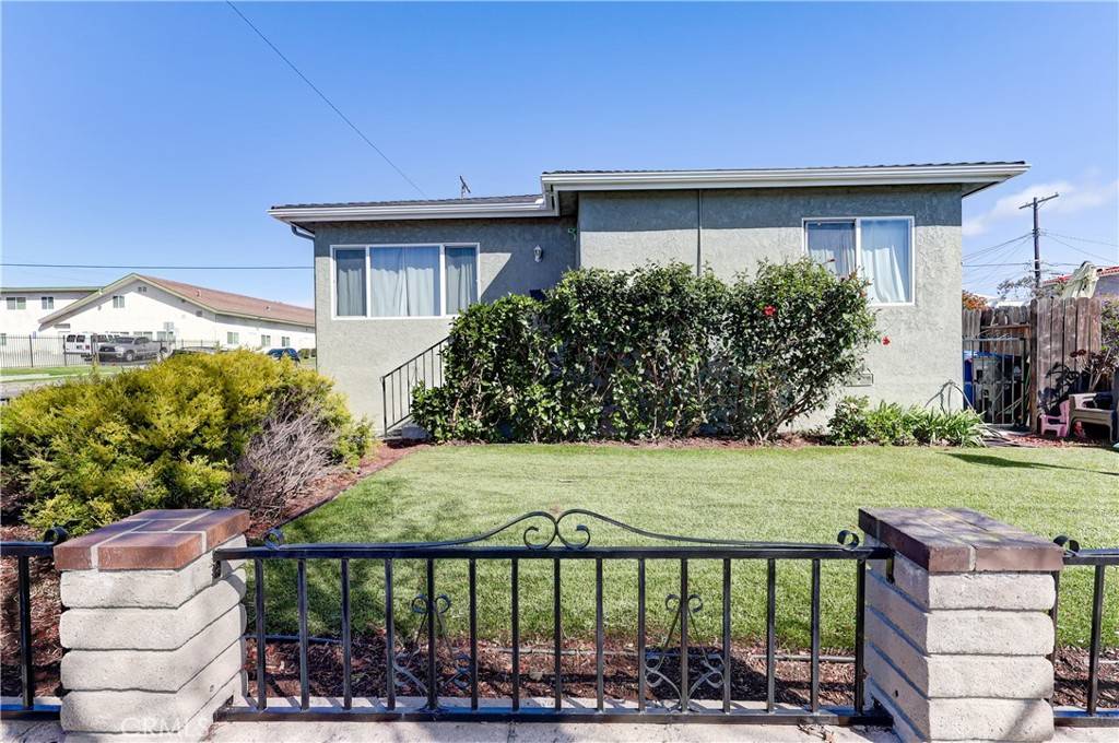San Pedro, CA 90731,792 W 12th ST