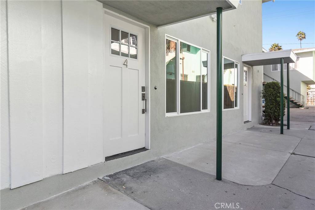 Inglewood, CA 90301,545 E 99th ST #4