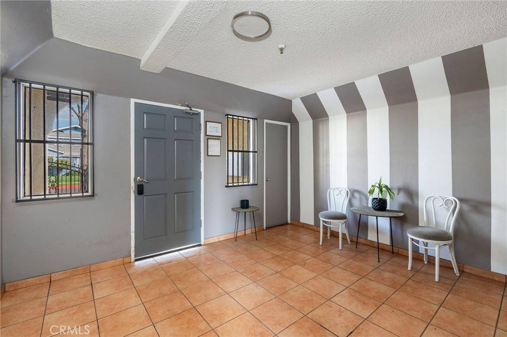 Hawthorne, CA 90250,12501 Kornblum AVE