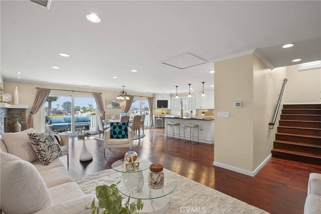 Manhattan Beach, CA 90266,1561 Curtis AVE