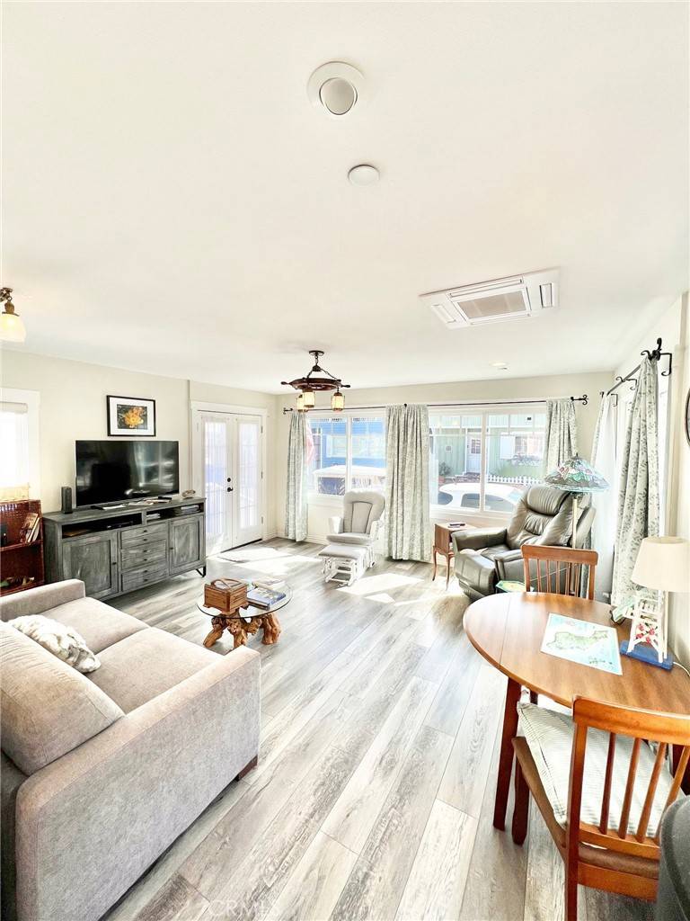311 Claressa AVE Avalon, CA 90704
