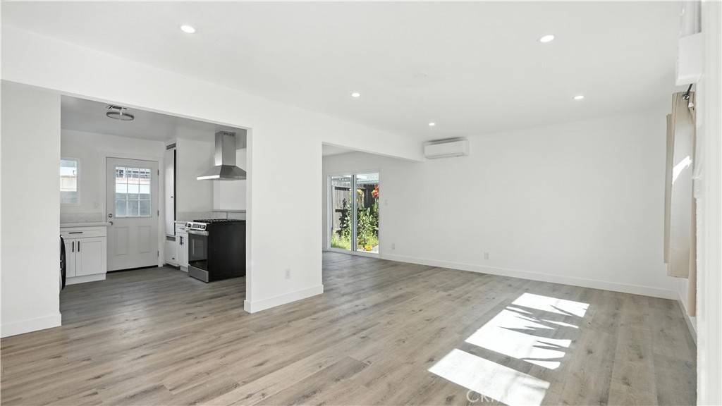 Inglewood, CA 90303,3659 W 110th St