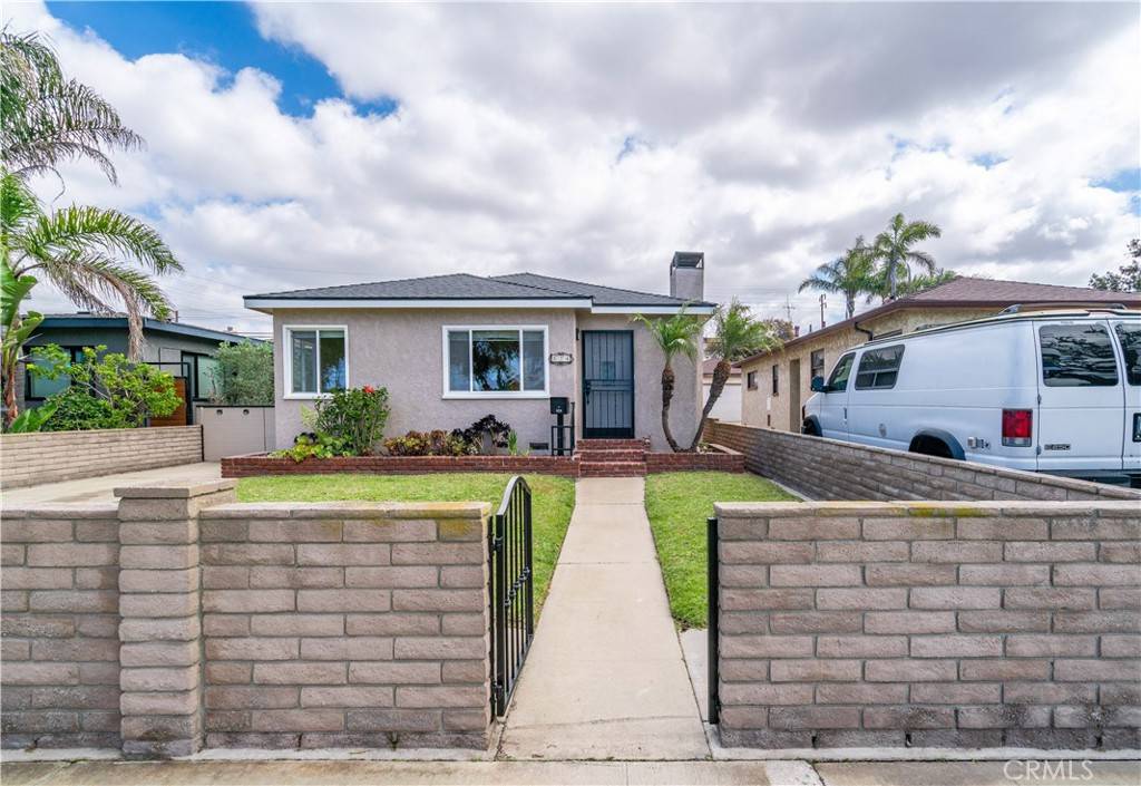 Redondo Beach, CA 90277,524 N Paulina AVE