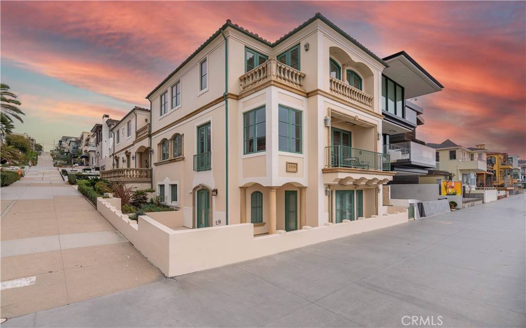 Manhattan Beach, CA 90266,2420 The Strand