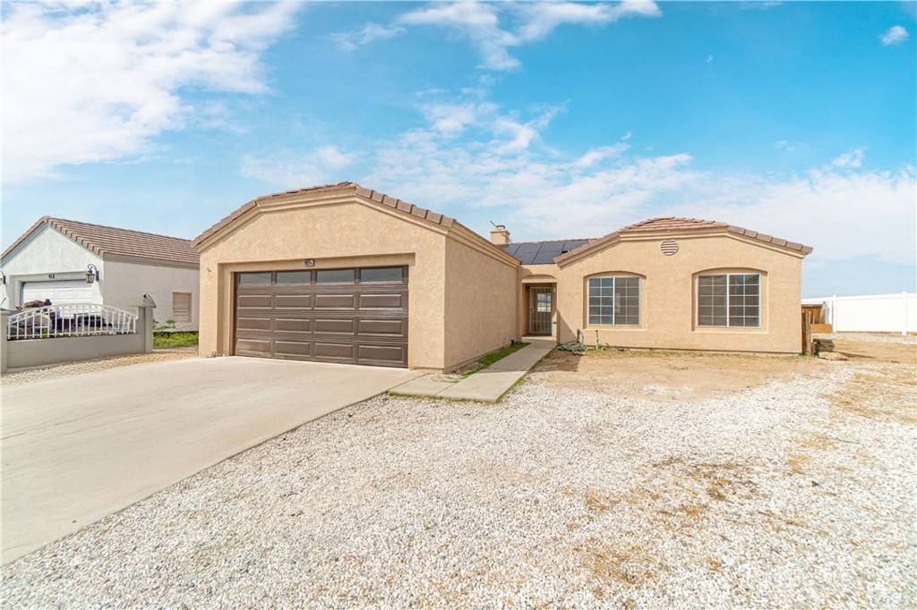 Adelanto, CA 92301,9924 Payne CT