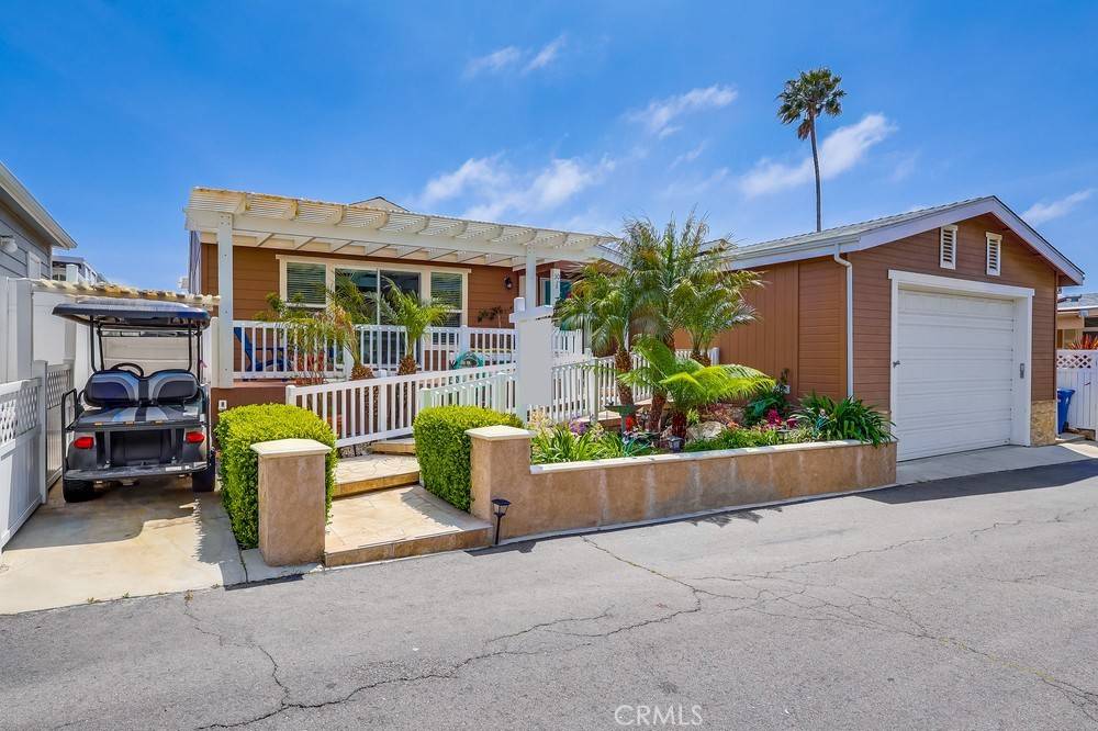 San Pedro, CA 90732,2275 W 25th #30