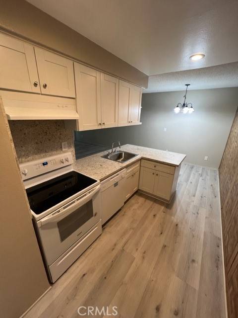 El Segundo, CA 90245,770 W Imperial AVE #9