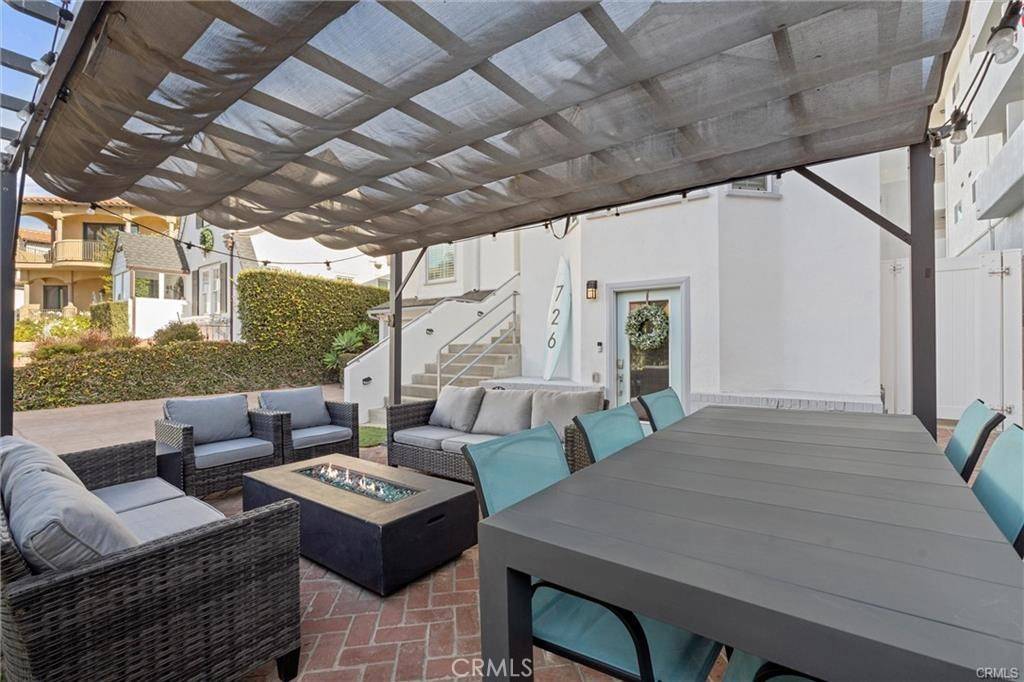 Redondo Beach, CA 90277,726 Esplanade