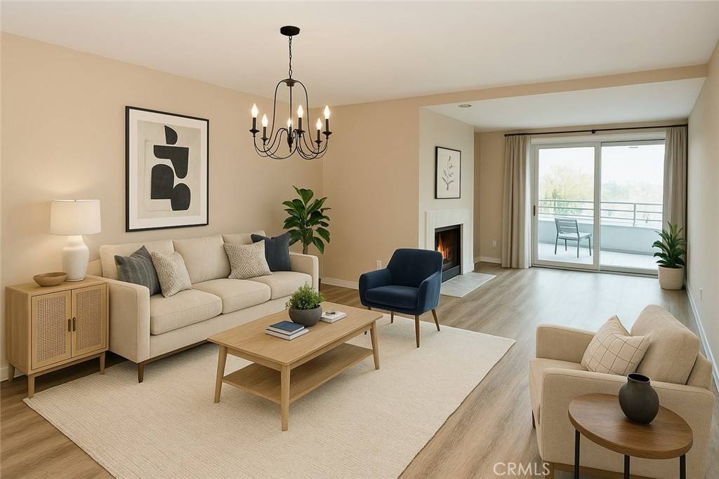 Redondo Beach, CA 90277,520 The Village #110