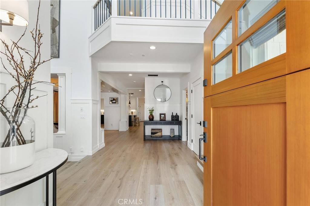 Manhattan Beach, CA 90266,520 21st ST