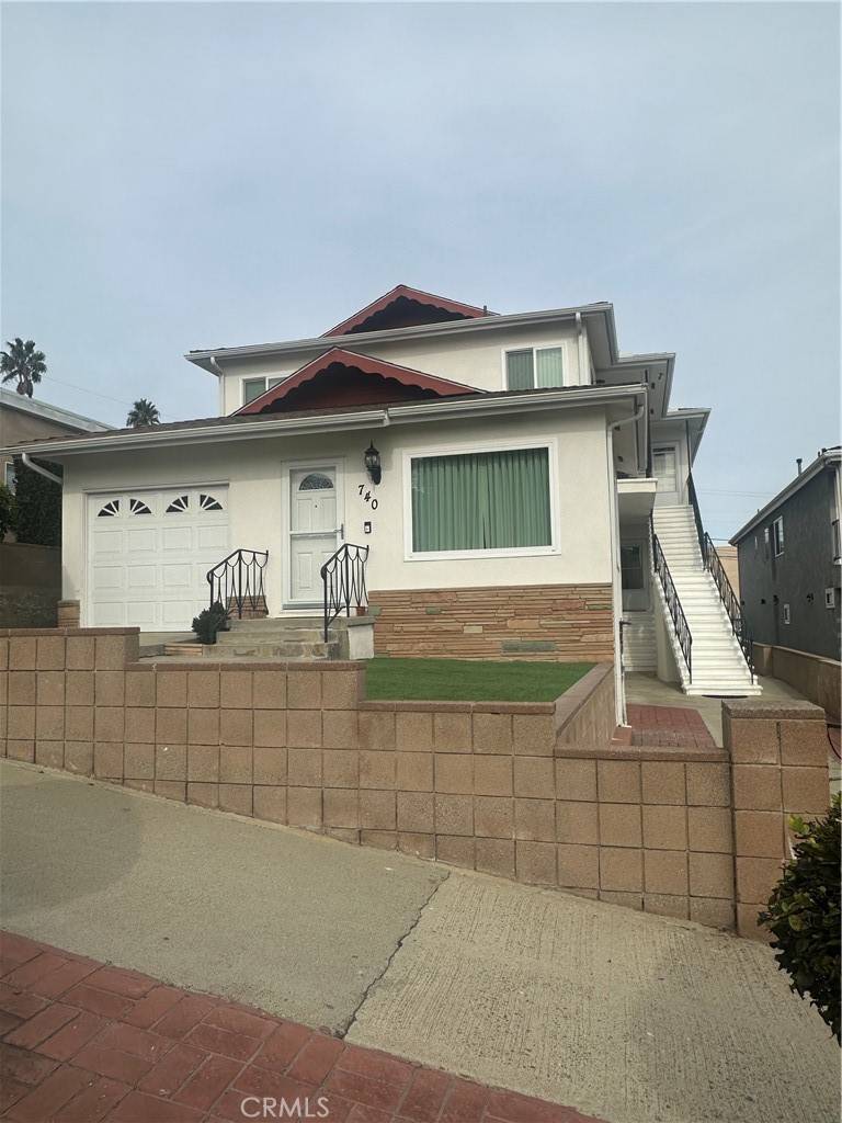 San Pedro, CA 90731,740 W 27th ST #1