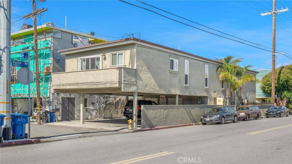 Venice, CA 90291,40 24th PL