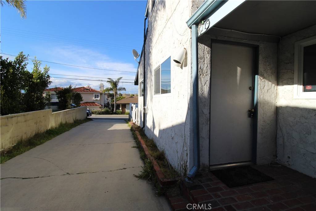 Redondo Beach, CA 90278,1918 Belmont LN #A