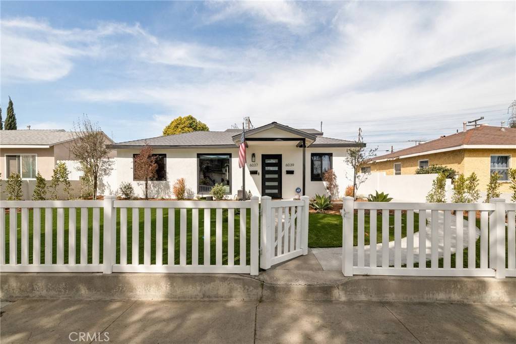 Lakewood, CA 90713,6037 Candlewood ST