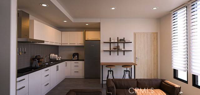 Los Angeles, CA 90006,3030 W 12th PL