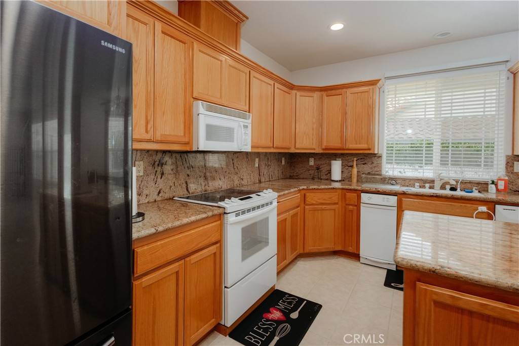 2142 Wood Duck LN Paso Robles, CA 93446
