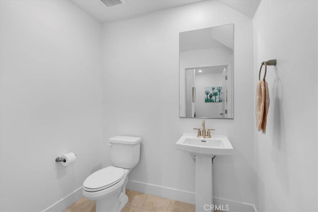 San Pedro, CA 90732,1639 Hornet Dr