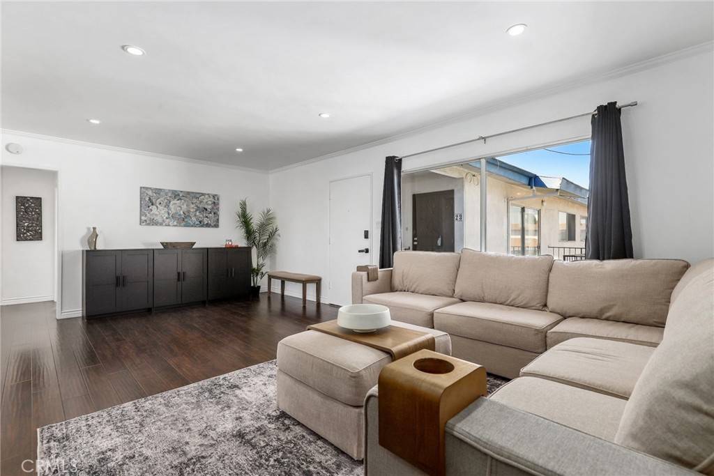 Gardena, CA 90247,15549 S Budlong PL #24