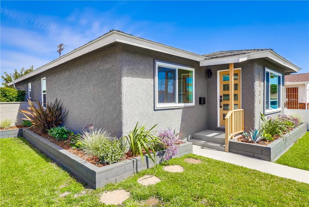 Hawthorne, CA 90250,5039 W 135th ST