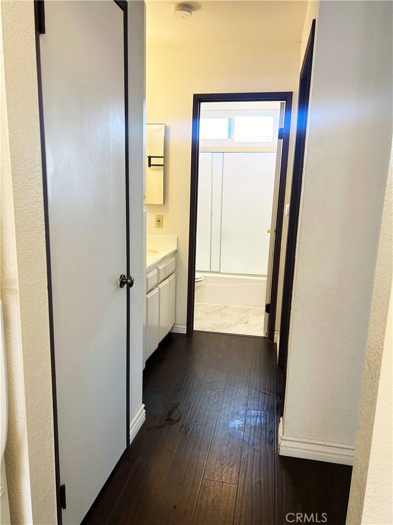 Glendale, CA 91201,1031 Linden AVE #207