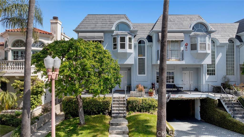 Redondo Beach, CA 90277,620 S Catalina AVE #C