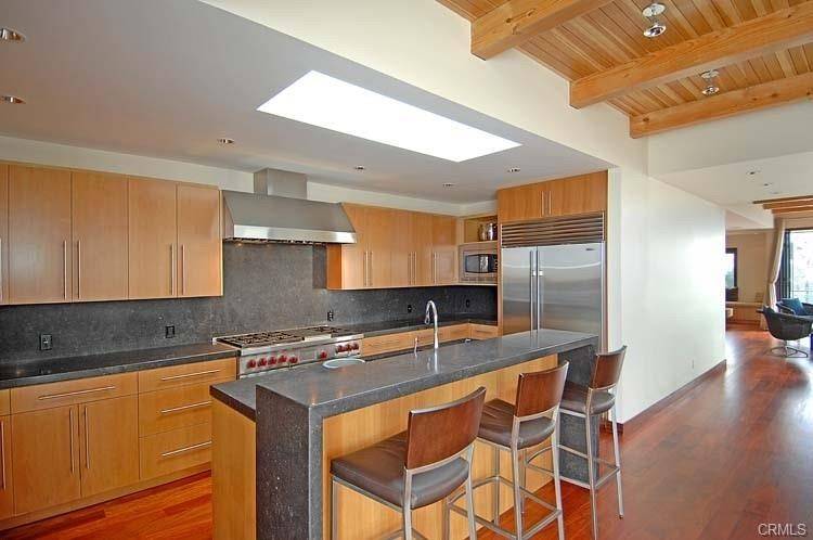 Manhattan Beach, CA 90266,125 13th ST