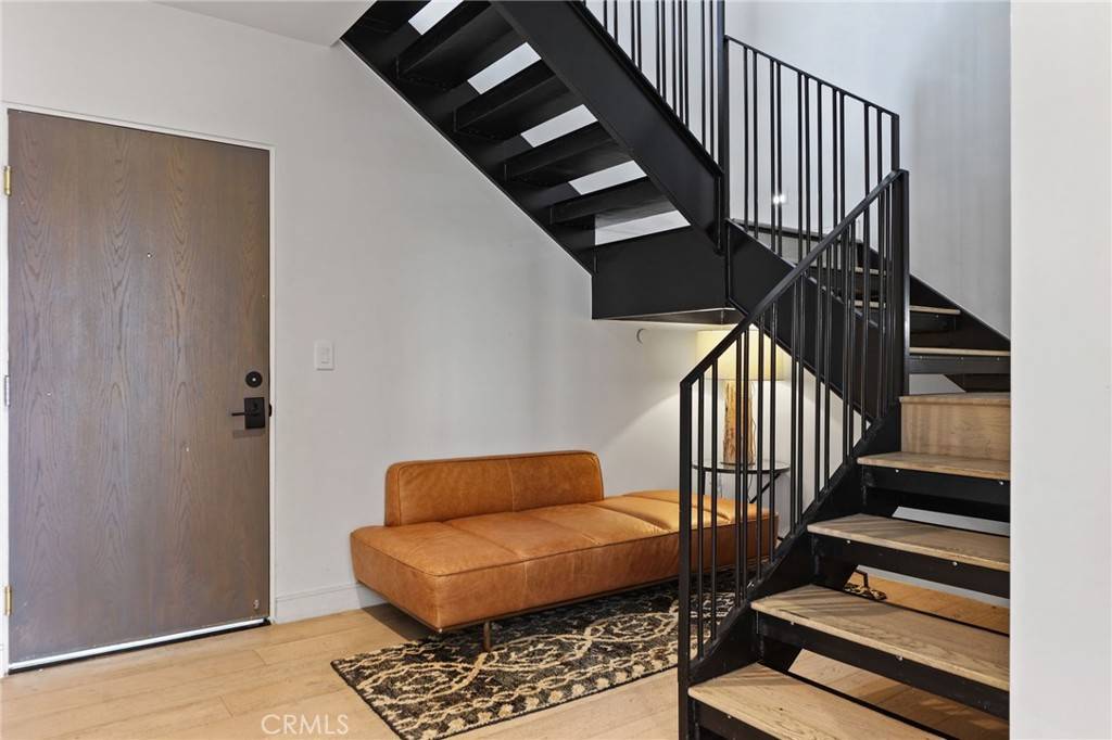 Venice, CA 90291,2432 Penmar AVE #204