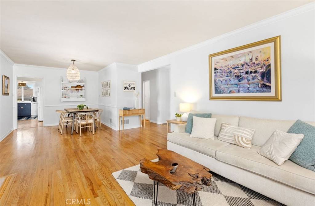 Redondo Beach, CA 90277,322 Calle De Arboles