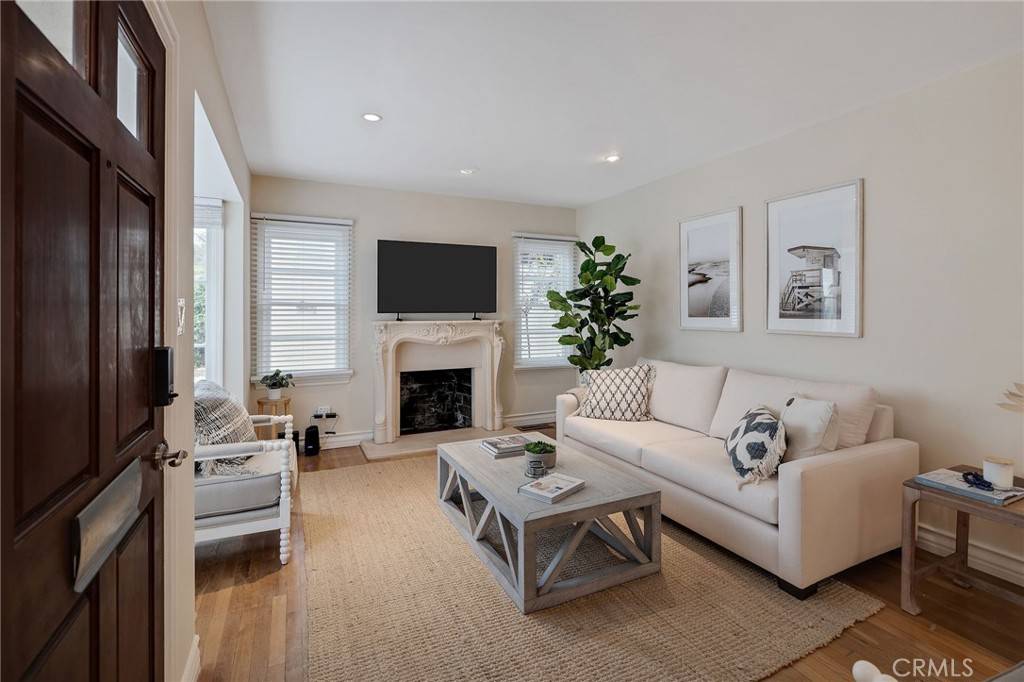 Redondo Beach, CA 90277,318 Avenue F