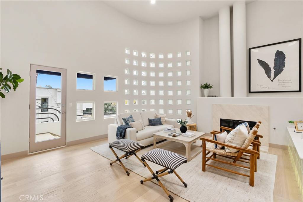 Hermosa Beach, CA 90254,803 Bard ST