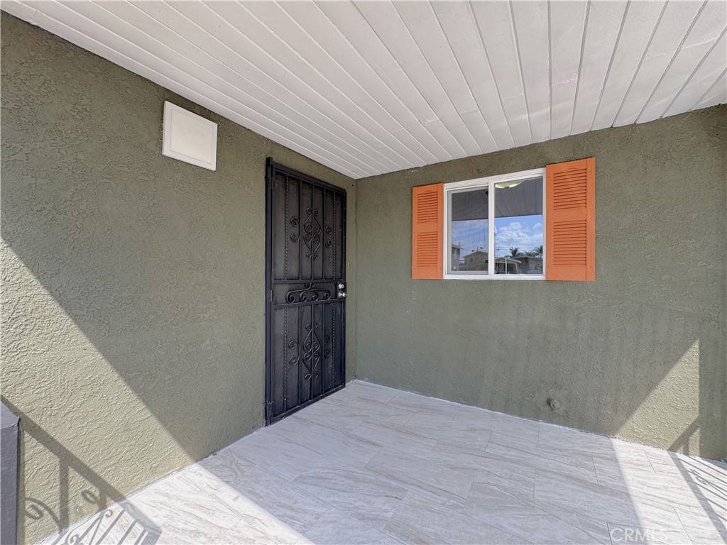 Los Angeles, CA 90061,229 W 110th ST