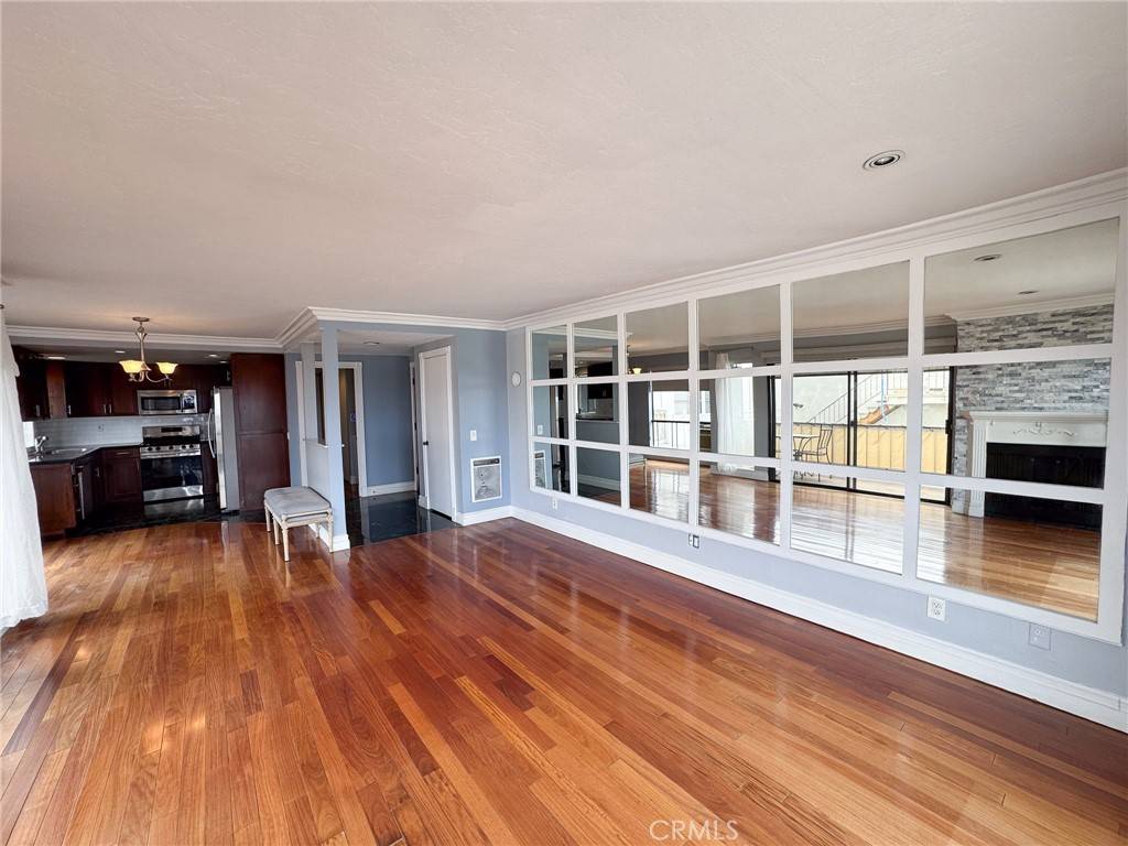 San Pedro, CA 90731,665 W 24th ST #208