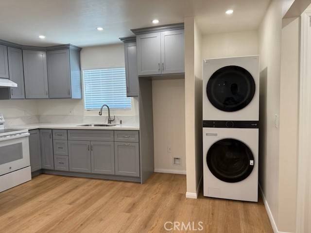 San Pedro, CA 90731,869 W 4 ST