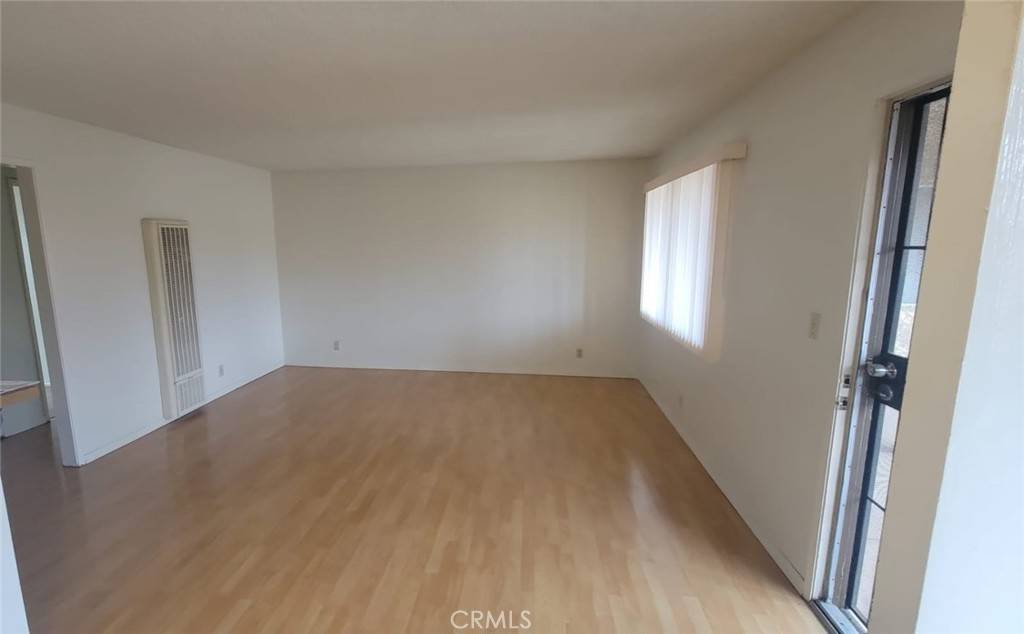 Lawndale, CA 90260,4633 Marine AVE #201