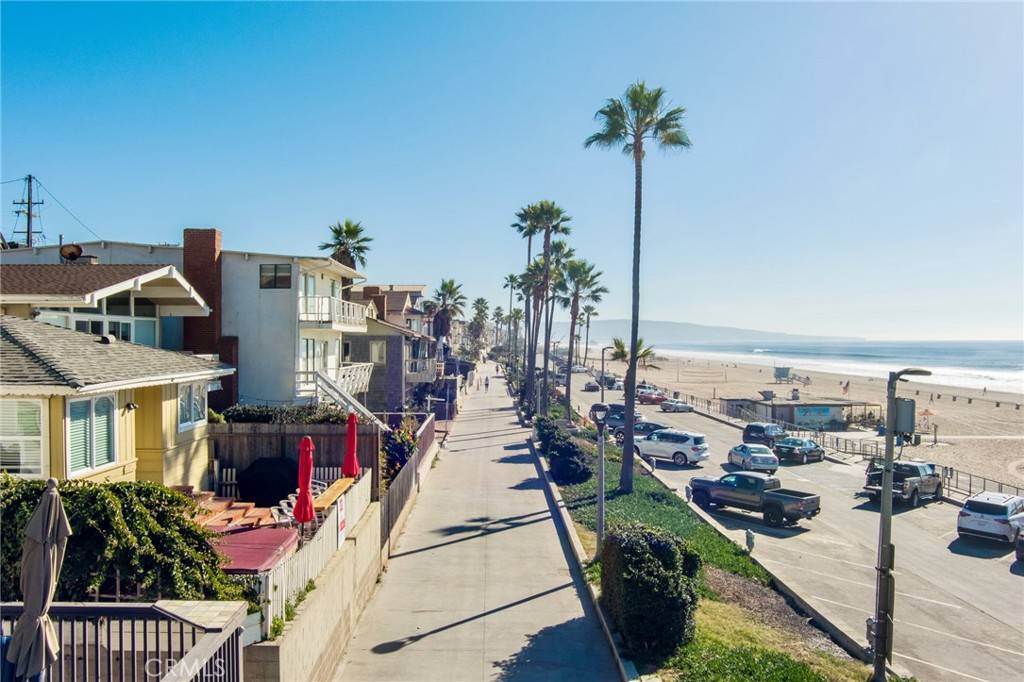 Manhattan Beach, CA 90266,4210 The Strand