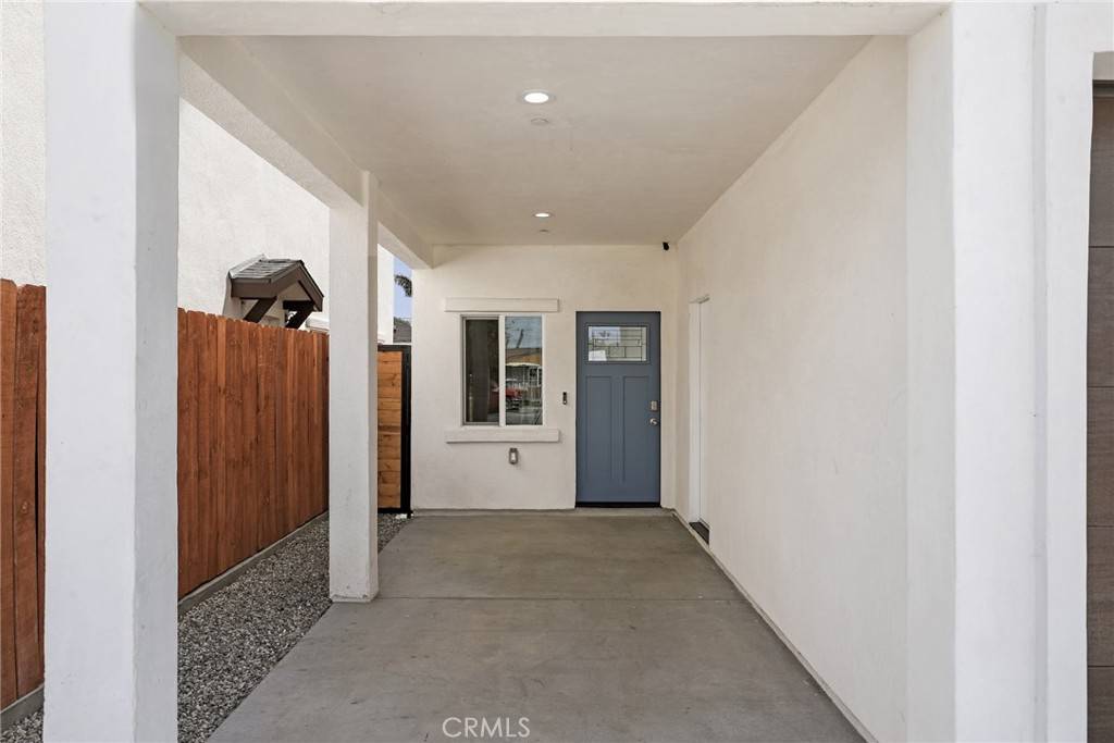 Compton, CA 90222,2100 E Stockwell ST