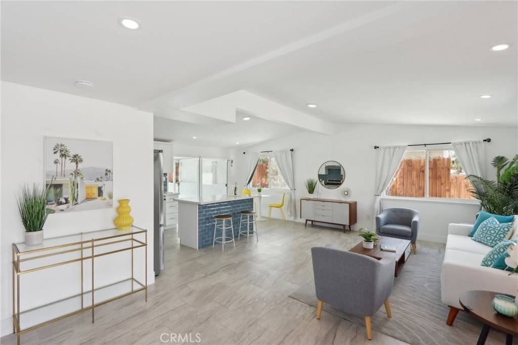 Palm Springs, CA 92262,845 West Gateway Drive