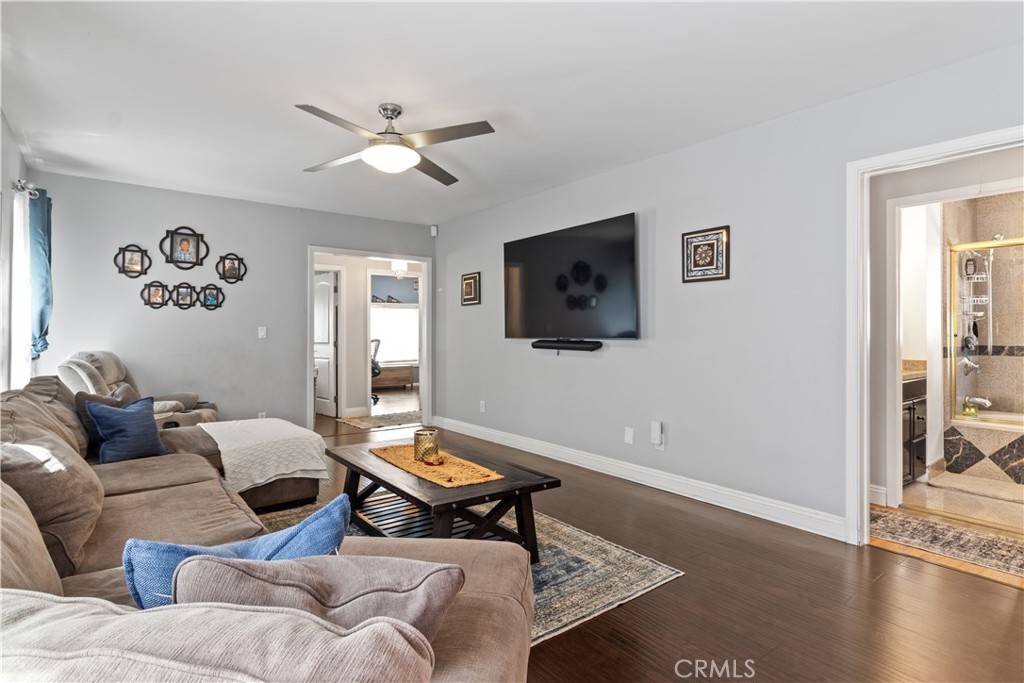 San Pedro, CA 90731,742 W Santa Cruz ST