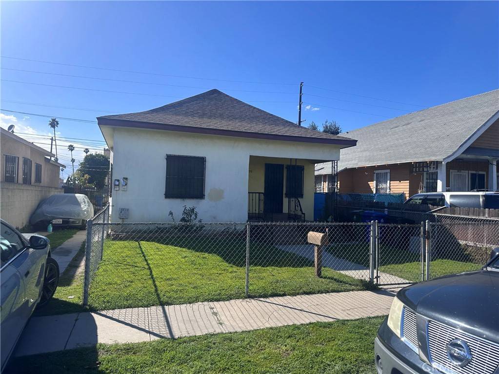 Los Angeles, CA 90003,5875 S Flower ST