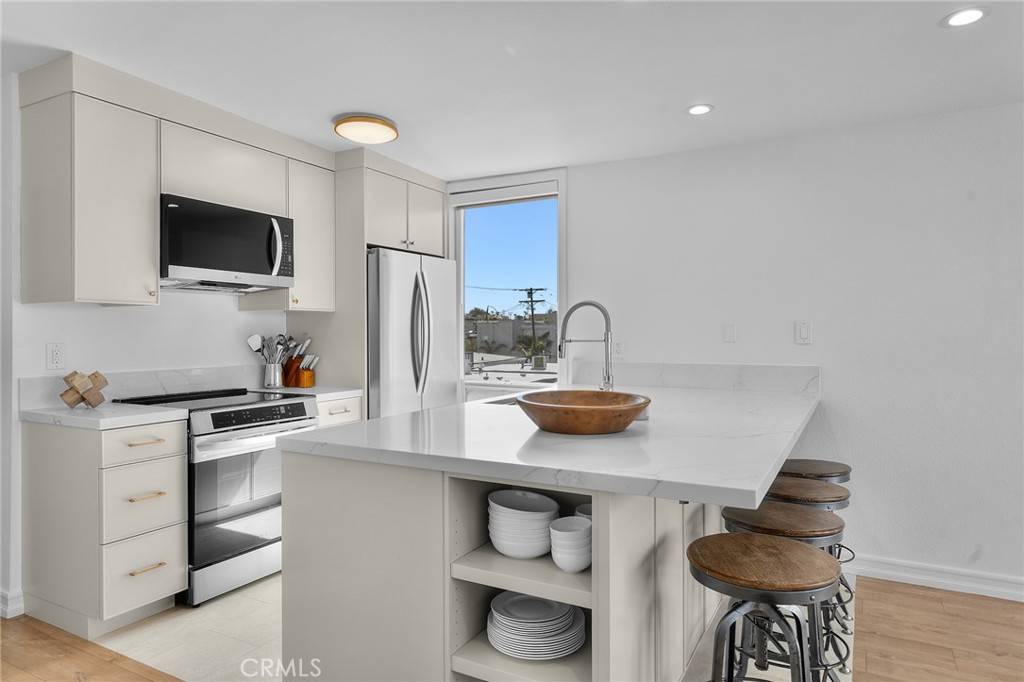 Hermosa Beach, CA 90254,404 Hermosa AVE #5