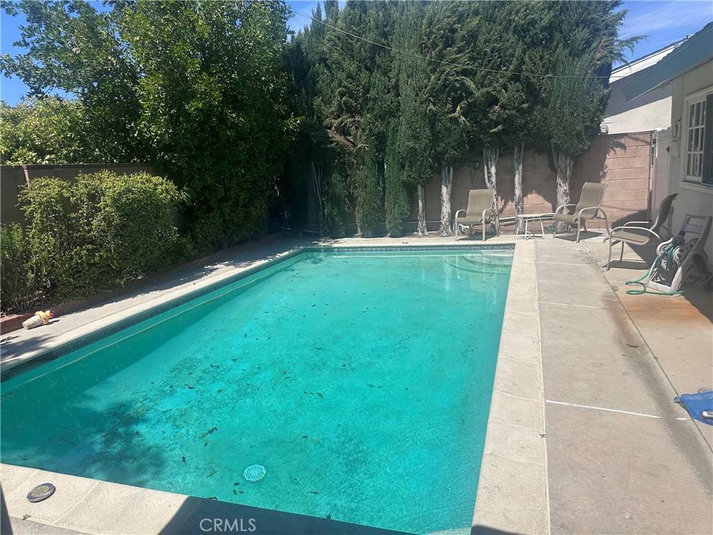 Chatsworth, CA 91311,10157 Glade AVE