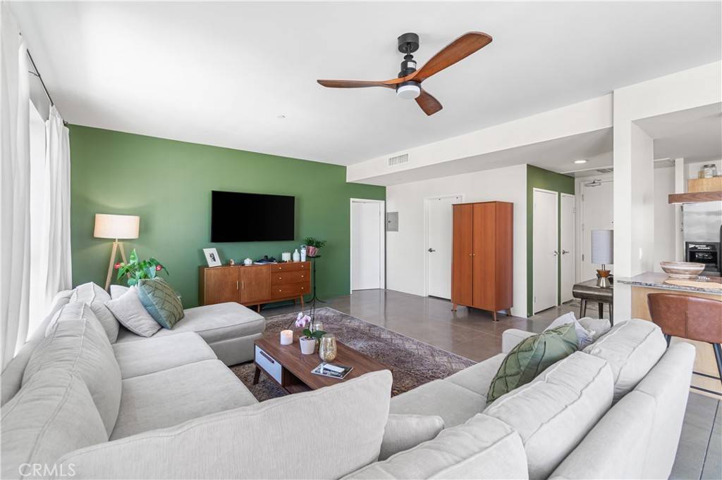 San Pedro, CA 90731,285 W 6th ST #308