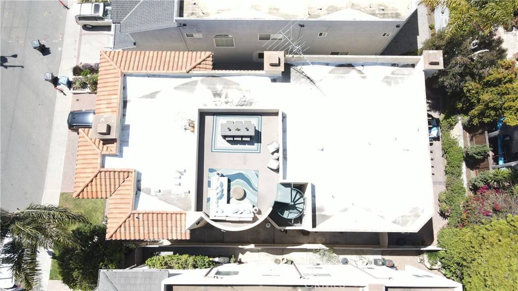 Hermosa Beach, CA 90254,1153 9th ST