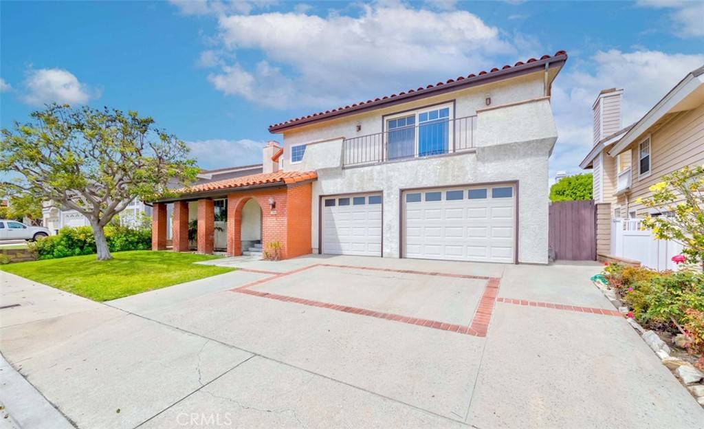 Lomita, CA 90717,2309 Robin LN