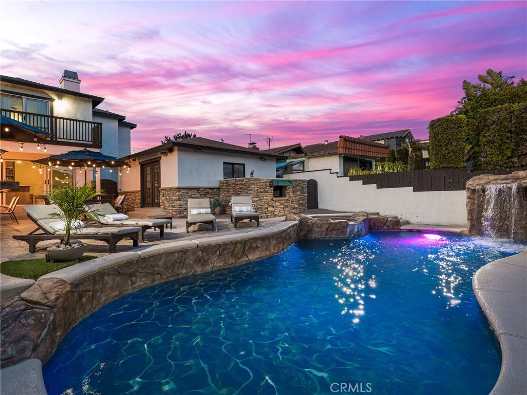 El Segundo, CA 90245,516 W Acacia AVE