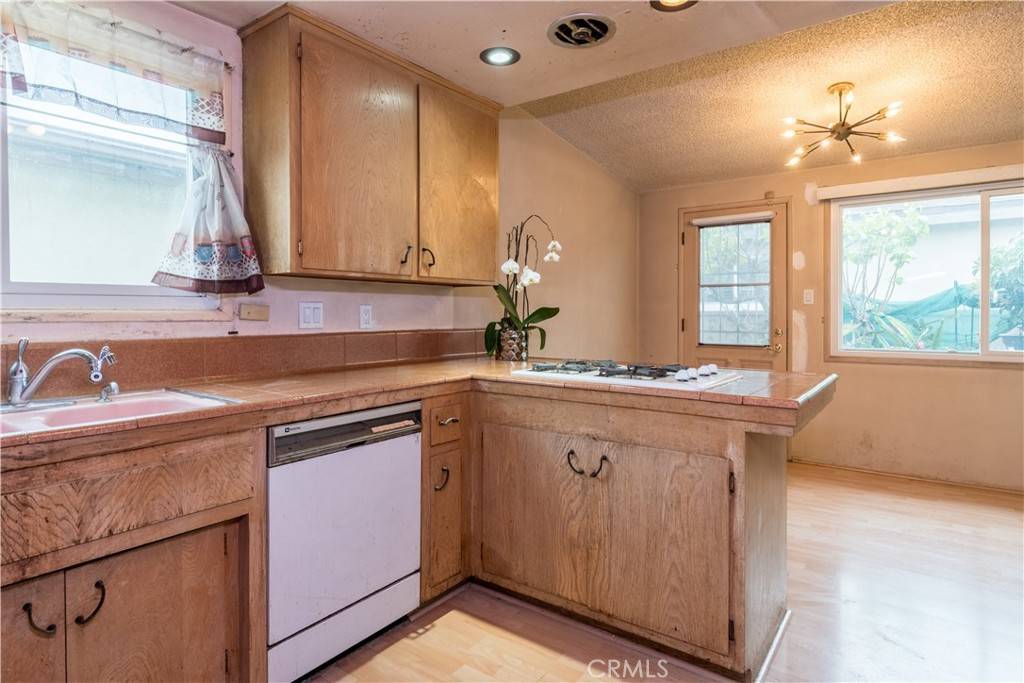 Gardena, CA 90247,16928 S Raymond PL