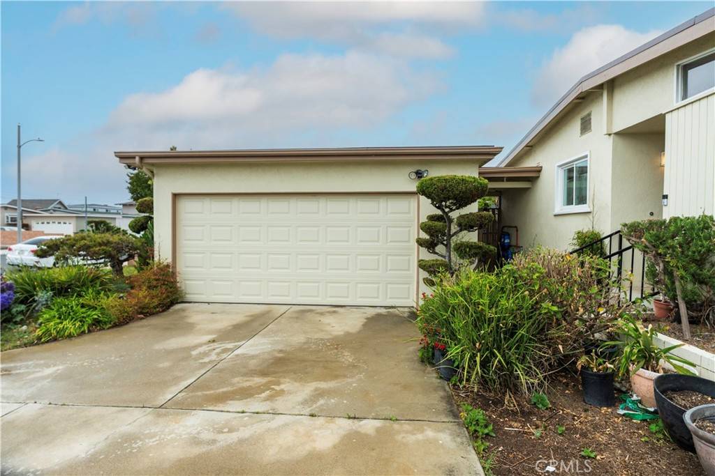 Gardena, CA 90247,16928 S Raymond PL