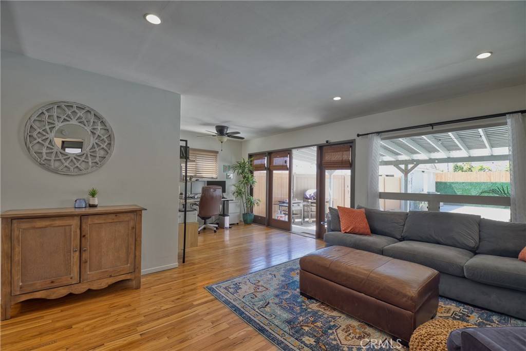 Hawthorne, CA 90250,14819 Cranbrook AVE