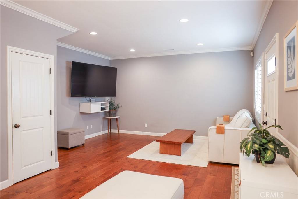Torrance, CA 90501,1833 Cabrillo AVE